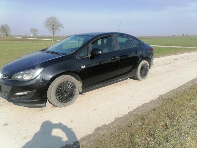 Opel Astra j z 2016r sil 1,4 turbo +lpg Skroniów - zdjęcie 3
