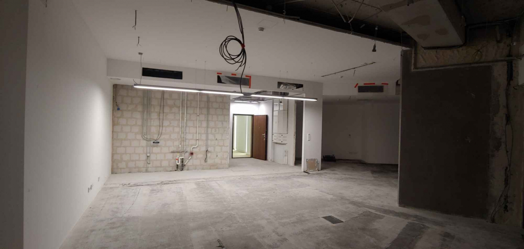 3pok, 95met, Sky Tower KOMÓRKA/GARAŻ/WINDA/2013 (Wrocław) Krzyki - zdjęcie 6