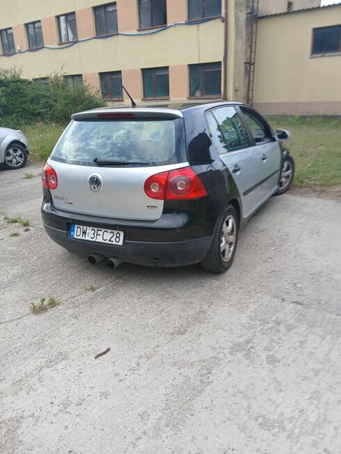Sprzedam Golfa 5 Wrocław - zdjęcie 1
