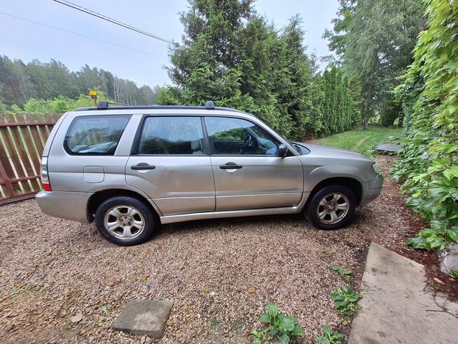 Subaru forster 2006, automat, na chodzie lekko uszkodzony Wiązowna - zdjęcie 5
