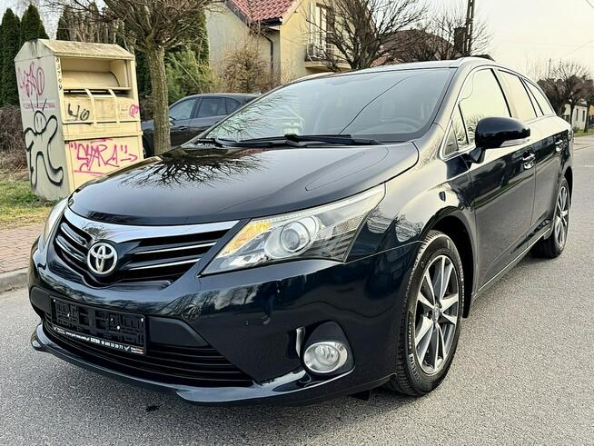 Toyota Avensis LIFT Skóry Navi Gwarancja Kutno - zdjęcie 2