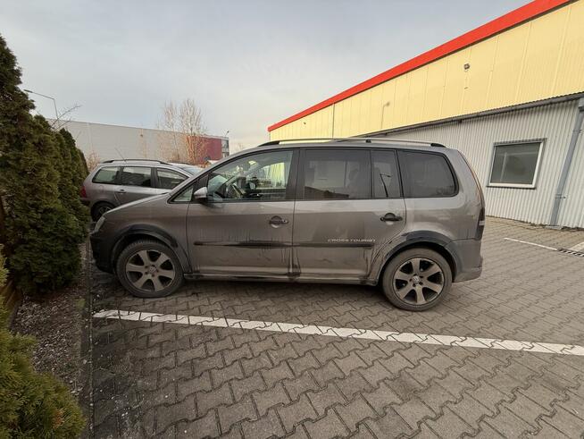 Vw touran cross automat Źródła - zdjęcie 4