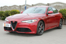 Alfa Romeo Giulia 2.0 T 16V 280KM Q4 Sport AWD Automat 2017Rok Zambrów - zdjęcie 2