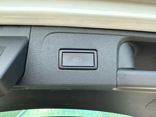 Volkswagen Passat 2.0 190KM, Highline + R-Line! Salon PL! Pęcice - zdjęcie 11