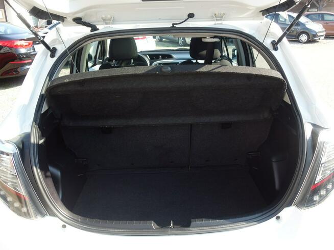 Toyota Yaris Nowa Bateria Stan Bdb Słupsk - zdjęcie 7