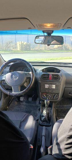 Samochód Luboń - zdjęcie 9