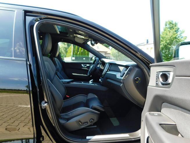 Volvo XC 60 z Gwarancja Full Opcja R Design Żyrardów - zdjęcie 8