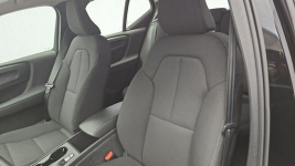 Volvo XC 40 T2 Essential aut ! Z Polskiego Salonu ! Faktura Vat ! Warszawa - zdjęcie 11