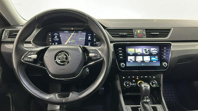 Skoda Superb 2.0 TDI SCR Style DSG Kombi Warszawa - zdjęcie 9