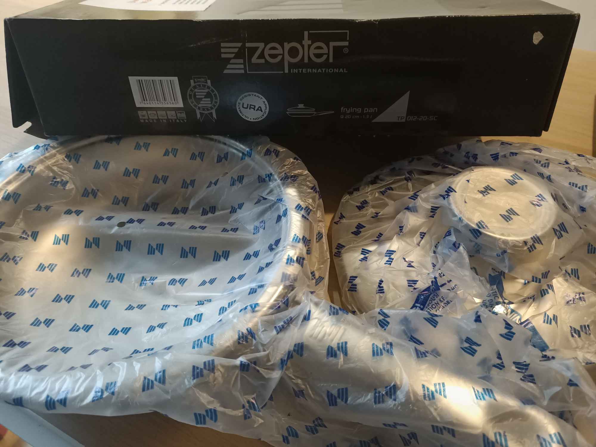 ZEPTER - NOWA patelnia URA z pokrywką naczynie 20cm 1,2L Śródmieście - zdjęcie 3