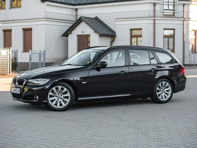 BMW 318 LCI 2.0d 143KM Manual ! Zadbana ! Zwoleń - zdjęcie 12
