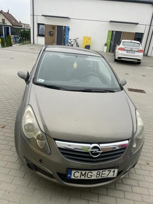 Syndyk sprzeda 1/2 samochodu Opel Corsa 2010 r. Mogilno - zdjęcie 5