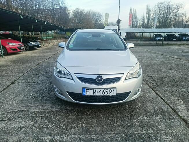 Opel Astra zadbany, serwisowany, zarejestrowany, ubezpieczony Tomaszów Mazowiecki - zdjęcie 2