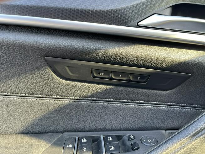 BMW 520 Mpakiet XDrive mHEV Skóra Kamera Pamięć Panorama HAK 190KM Gliwice - zdjęcie 11