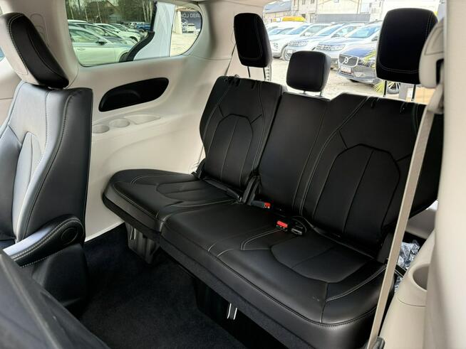 Chrysler Pacifica 3.6 V6 298 KM / HYBRYDA PLUG-IN / Przebieg 900 KM! Pęcice - zdjęcie 7