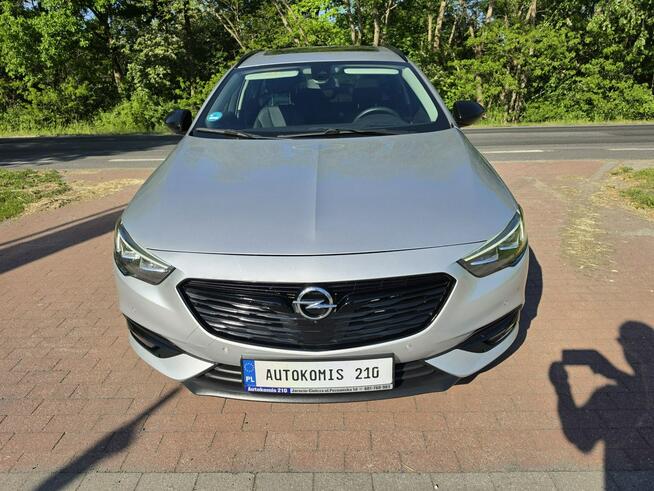Opel Insignia Sports Tourer 2,0 diesel 210 KM z niskim przebiegiem !!! Cielcza - zdjęcie 12