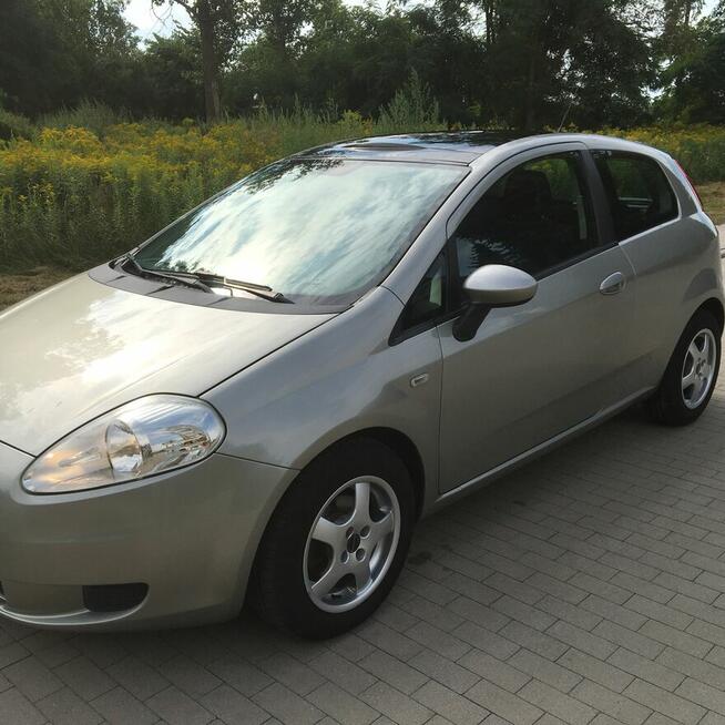 FIAT GRANDE PUNTO 2009 +BENZYNY+GAZ+NOWY ROZRZĄD Jelcz-Laskowice - zdjęcie 11
