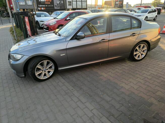 BMW 318 2.0d 143KM Klimatronic Navi Półskóra Łuków - zdjęcie 10