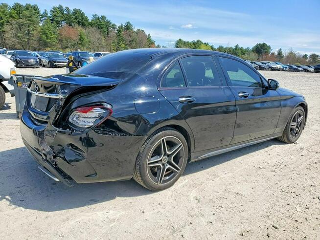 Mercedes C 300 4Matic / pakiet AMG / niski przebieg Warszawa - zdjęcie 4