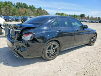 Mercedes C 300 4Matic / pakiet AMG / niski przebieg Warszawa - zdjęcie 4