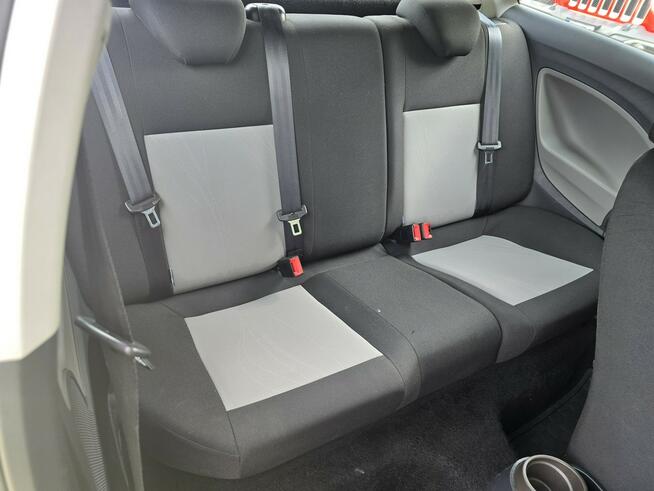 Seat Ibiza 1.4 86Koni.121Tyś km.Nietuzinkowy Kolor. Sosnowiec - zdjęcie 12