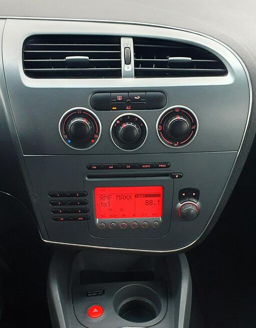 Seat Leon Przyszowice - zdjęcie 9