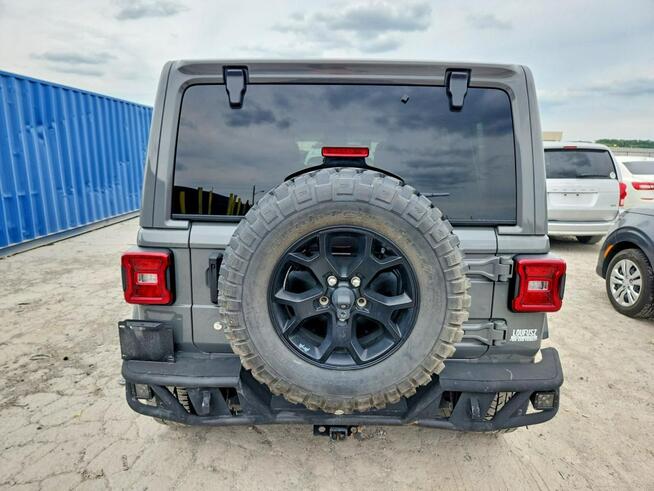 Jeep Wrangler UNLIMITED SAHARA / 4x4 / Benzyna Tarnów - zdjęcie 6