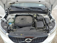 Volvo XC 40 / 2.0 250KM / 4x4 / Bogate wyposażenie / Tarnów - zdjęcie 11
