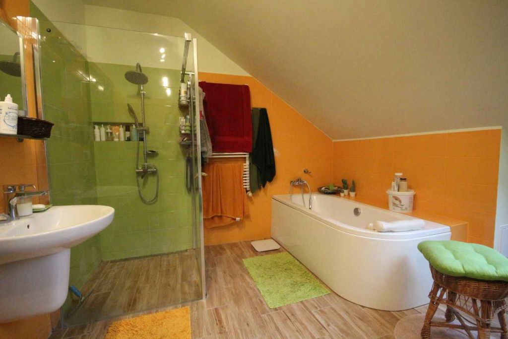 7pok, 230met, okolice Wierzbowej GARAŻ/OGRÓD/2005 (Długołęka) Długołęka - zdjęcie 12