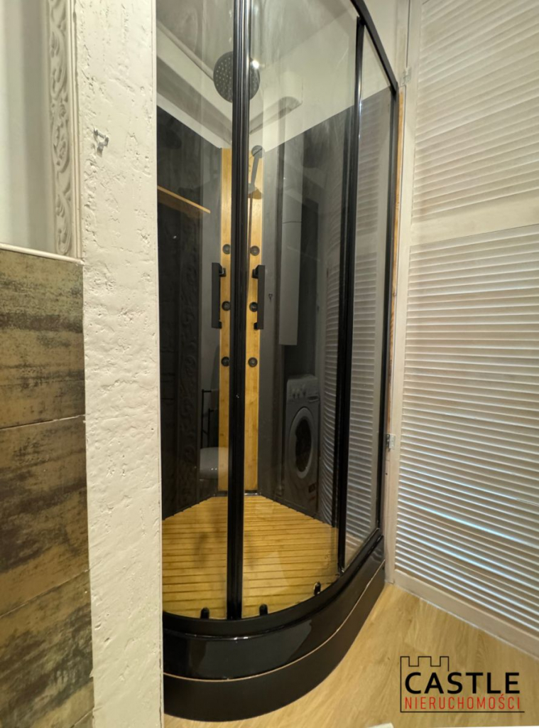 Słoneczne w kamienicy, winda, duży balkon. Grunwald - zdjęcie 11