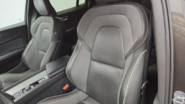 Volvo V60 B4 D Plus Dark aut ! Z Polskiego Salonu ! Faktura VAT ! Warszawa - zdjęcie 11