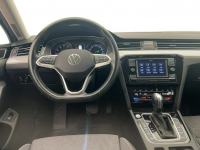 Volkswagen Passat 1.5 TSI EVO Business DSG Kombi Warszawa - zdjęcie 9