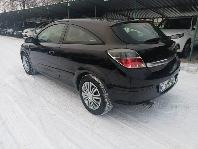 Opel Astra GTC III , zadbane, niski przebieg Tomaszów Mazowiecki - zdjęcie 11