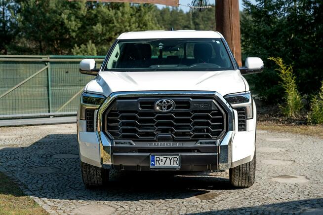 Toyota Tundra Crewmax Platinum Ropczyce - zdjęcie 5