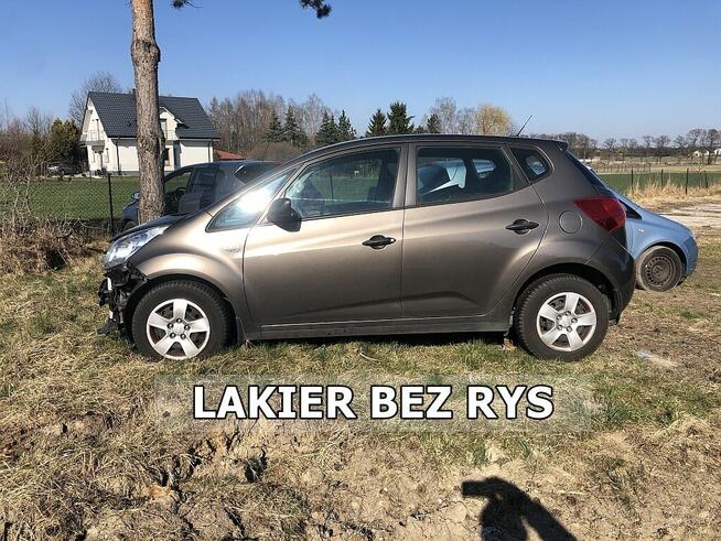 Kia Venga 1.4 benzyna MPI 90KM Klima Uszkodzony Uszkodzona Łódź - zdjęcie 7