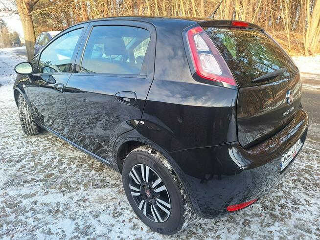 Fiat Punto 1.4 Young Navi Siewierz - zdjęcie 4