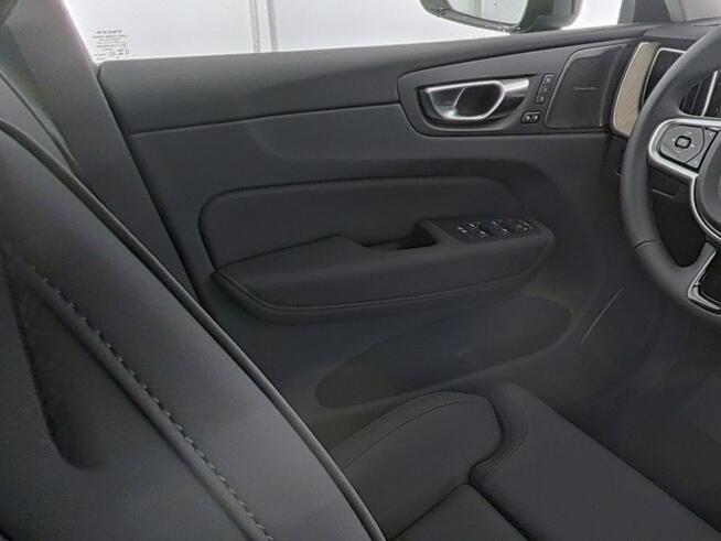 Volvo XC 60 B5(B) AWD Plus Dark *Gwarancja*FV23%* Tychy - zdjęcie 12