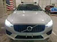 Volvo XC 60 / 4x4 / Niski przebieg / Tarnów - zdjęcie 3