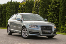 Audi A3 105KM Klimatronik Parktronik Lift Ostrów Mazowiecka - zdjęcie 2