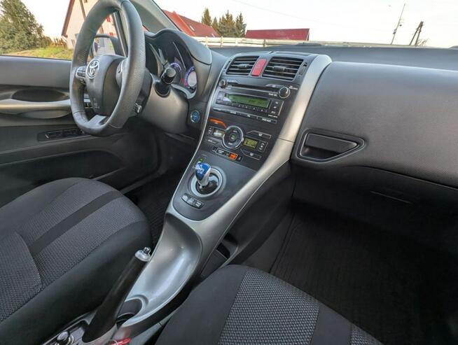 Auris 1,8 VVT-i Hybrid Kamienna Góra - zdjęcie 12