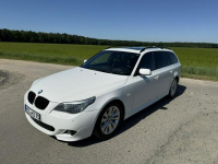 BMW 530 3.0i 272KM M Pakiet Serwis ASO Navi Kamera Dociągi