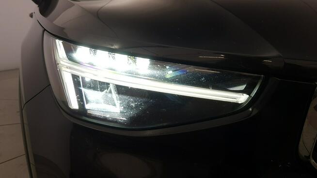 Volvo XC 40 B3 Core ! Z Polskiego Salonu ! Faktura VAT ! Warszawa - zdjęcie 11
