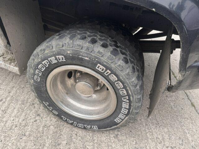 CHEVROLET Silverado 4WD 1995 r. od syndyka Warszawa - zdjęcie 2