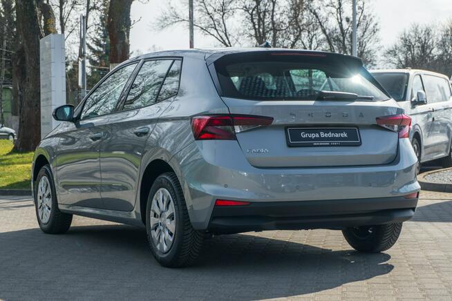 Škoda Fabia Essence 1.0 MPI 80 KM - Dostępny od ręki! Oferta dla firm! Łódź - zdjęcie 12