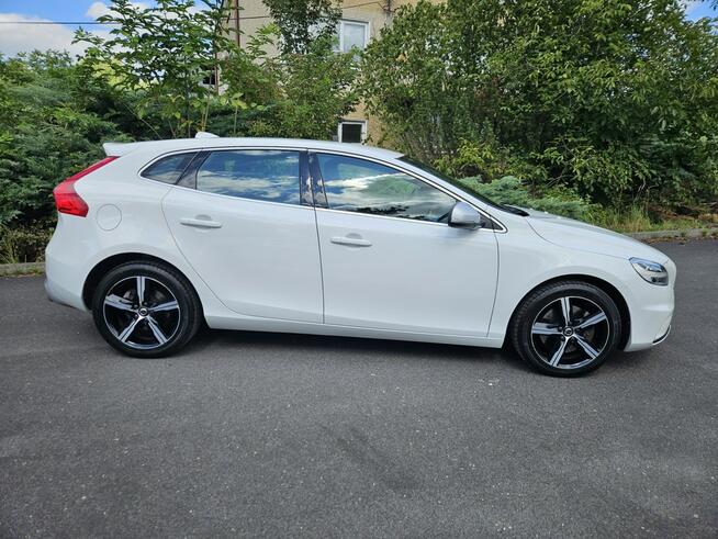Volvo V40 2.0 benzyna T4 190km* R-Design* Automat* GWARANCJA Opoczno - zdjęcie 5