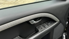 Volvo XC 70 2.4 D5 163 Skóry Automat El Klapa 4X4 Gdynia - zdjęcie 12