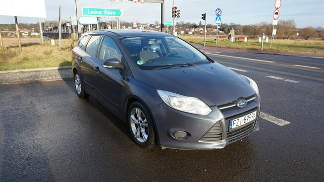 Ford Focus zarejestrowany, ubezpieczony. Gwarancja. Polecam !!! Zielona Góra - zdjęcie 4