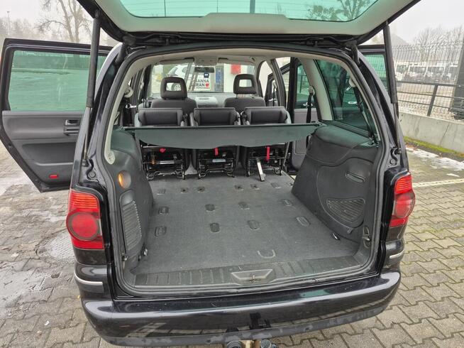 Na sprzedaż oferuję zadbany egzemplarz Volkswagena Sharana. Janczewo - zdjęcie 3