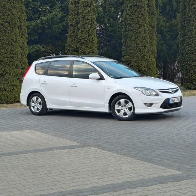 Hyundai i30 1.4 Blue Classic Ostrów Mazowiecka - zdjęcie 9