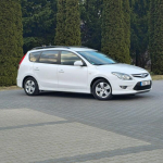 Hyundai i30 1.4 Blue Classic Ostrów Mazowiecka - zdjęcie 9